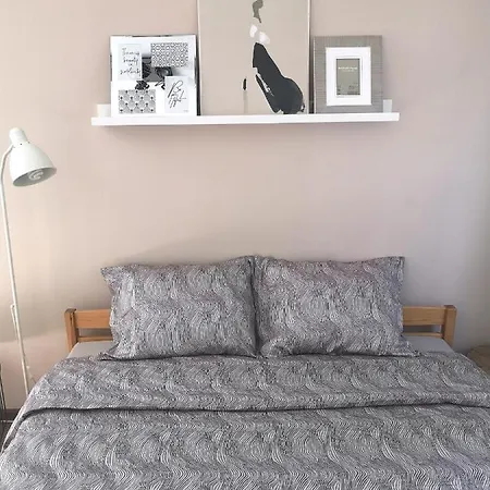 Uptown Comfy Self Check-in Apartment *