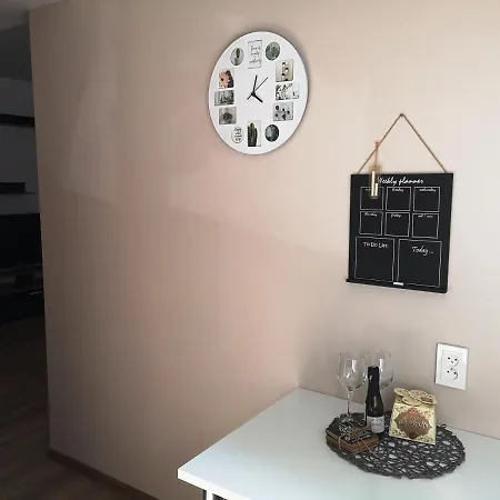 Uptown Comfy Self Check-in Apartment *